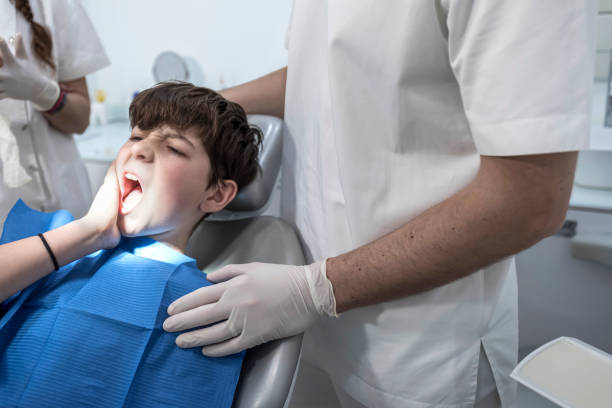 Best Broken or Cracked Tooth Emergency Dentist in Poth, TX