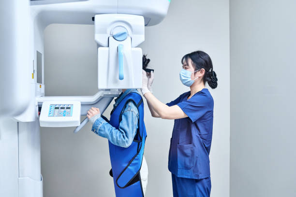 Best Weekend Emergency Dentist in Poth, TX